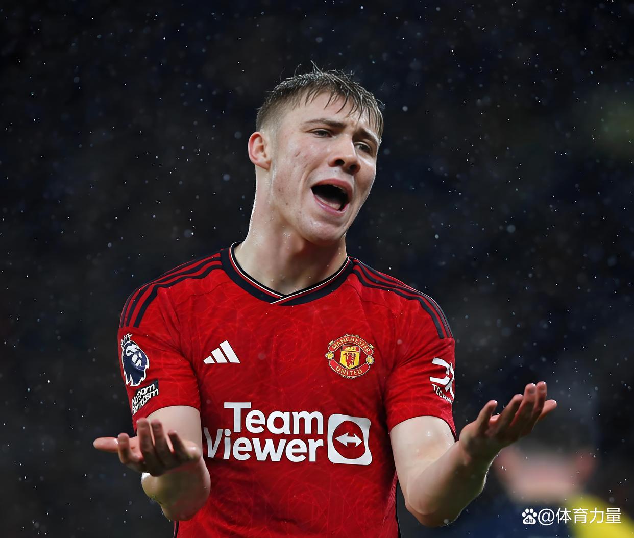 关于里程碑夜曼联调整名单，德甲赛前刷纪录，引发热议，赛季目标并未改变的信息-爱游戏体育